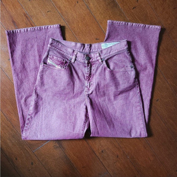 Diesel awesome jeans. Definitely statement piece. Mint condition, size 29 - Picture 5 of 7